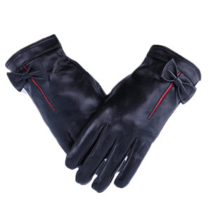 Joolscana-touch-screen-gloves-women-leather-gloves-fashion-style-genuine-leather-velvet-lining-wrist-ductility-new.jpg_640x640 copy